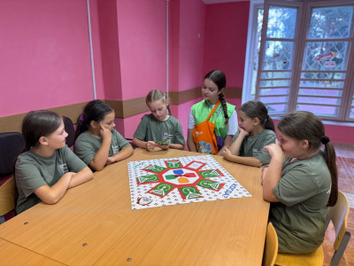 Научим безопасности в игре