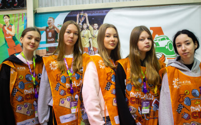 От мечты к реальности: как подростки ТиН-лиги зажигают огонь спорта в лагере! 