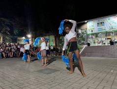 ДОЛ "Экспресс": Здесь помпоны крутятся, лагерь мутится!