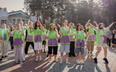 Революция в Заслоновграде: тиновцы берут лагерь штурмом!