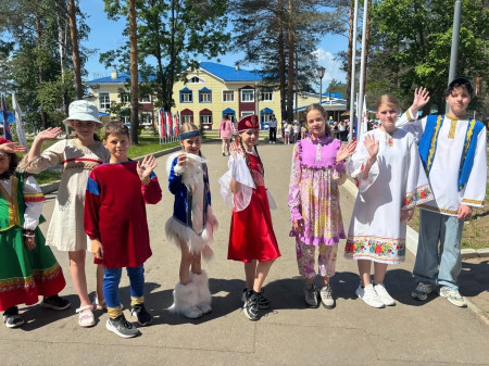 С ДНЕМ РОССИИ, НАША ВЕЛИКАЯ СТРАНА