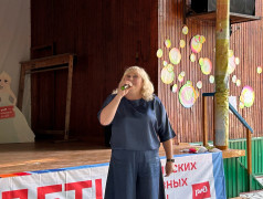 После линейки &mdash; на эстраду!