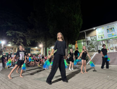 ДОЛ "Экспресс": Здесь помпоны крутятся, лагерь мутится!