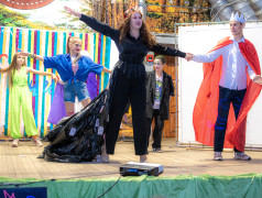 Мистер и Миссис лагеря "Дружба"