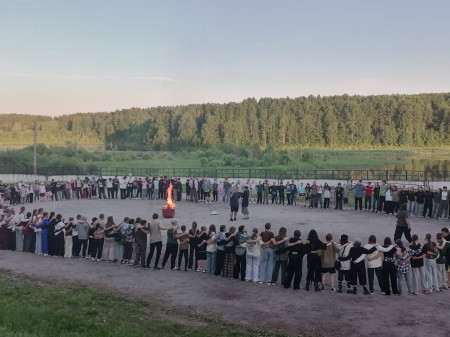 Сегодня в лагере был особенный вечер — прощальный костёр.   #ДОЛ_Магистраль #закрытие_1смены 