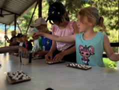 "Экспресс" утонул в шоколаде и веселье! 