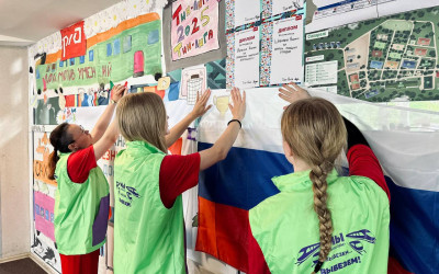 Тин-лига в действии: как дети из &laquo;Сахарежа&raquo; превратили комнату в креативное пространство