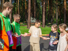 Старшие друзья и маленькие секретики!