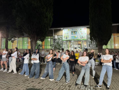 Зажигательные ритмы и море позитива: Конкурс флешмобов в "Экспрессе"!