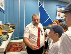 День, наполненный мечтами и гудками!