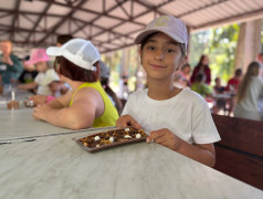 "Экспресс" утонул в шоколаде и веселье! 