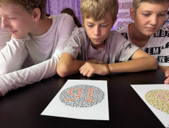 Юные вирусологи из ДОЛ "Экспресс" выписали "Иммуногену" пилюлю!