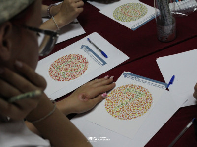 Кольца защиты в объективе фотоаппарата