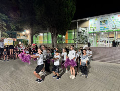 ДОЛ "Экспресс": Здесь помпоны крутятся, лагерь мутится!