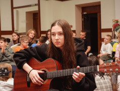  &laquo;Изгиб гитары желтой&hellip;&raquo; Музыкальный вечер в Заслоновграде