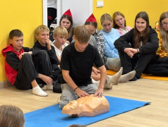 Знакомство с обществом Красного Креста в ДОЛ "Яльчик"