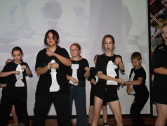 Танцевальное шоу в Заслоновграде: как отряды удивляли зрителей