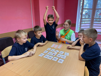 Научим безопасности в игре