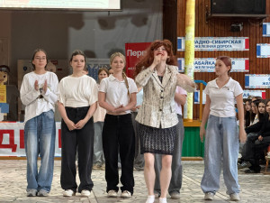 В лагере - парад железнодорожных профессий!
