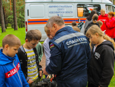 День безопасности в Центре: встреча с героями в погонах