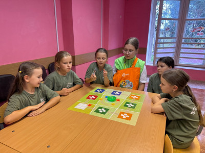 Научим безопасности в игре