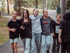 Феерия цвета и командного духа - игра &laquo;КРАСКИ&raquo;