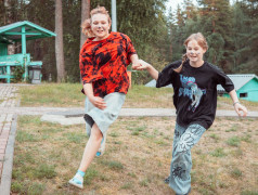 Феерия цвета и командного духа - игра &laquo;КРАСКИ&raquo;