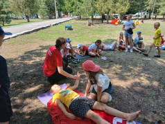 Спасая жизни: Ростовское отделение Красного Креста делится знаниями! В ДОЛ "Локомотив"