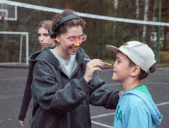 Феерия цвета и командного духа - игра &laquo;КРАСКИ&raquo;