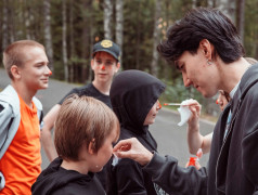 Феерия цвета и командного духа - игра &laquo;КРАСКИ&raquo;