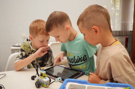 Инженерные таланты в действии: робототехника в технопарке