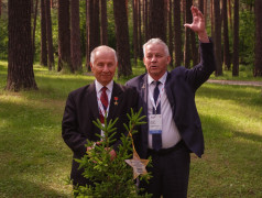 Живая память поколений: в Заслоновграде открыли стелу и аллею славы