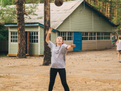 &laquo;Локобол&raquo; &mdash; день спорта и смеха!