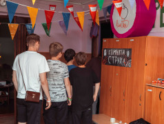 "Невский Проспект" в "Маяке": Город Мастеров и Безграничной Фантазии! 