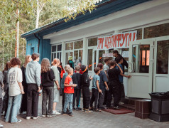 "Невский Проспект" в "Маяке": Город Мастеров и Безграничной Фантазии! 