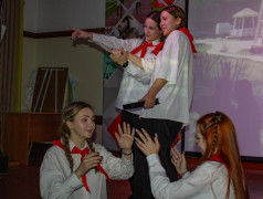 Вожатский отряд &ldquo;ЗОВ&rdquo; представил спектакль &ldquo;Сказка о потерянном времени&rdquo;