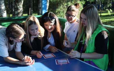 "От идеи до реализации: подростки в действии"