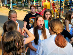 "Вместе - к вершинам!": В "Зелёном огоньке" покорили тропу доверия!