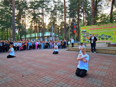 "Зелёный огонёк" склонил головы в День памяти и скорби.