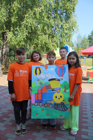 Маяк отмечает День Железнодорожника!