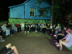 Вечерняя свечка &mdash; это традиционное и одно из самых важных мероприятий.