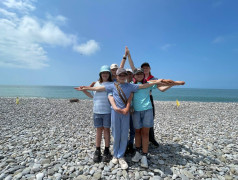 Синяя волна накрыла лагерь! Все в синем - от одежды до игр! ?