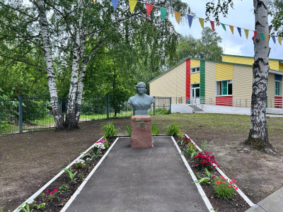 Лиза - планета детства!