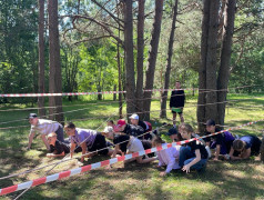 УЧИМСЯ ВЫЖИВАТЬ И РАБОТАТЬ В КОМАНДЕ! ?