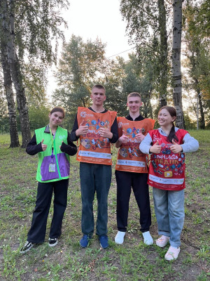 Глафира З, Виктория А, Егор О., Диляра С.