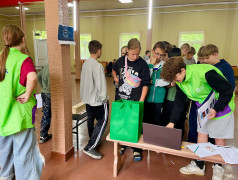 "Иммуноген": захватывающая игра в "Огоньках" объединила средние отряды в борьбе за будущее!