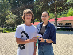 Акция "Подари ромашку" в ДОЛ "Экспресс"