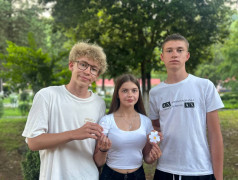 Акция "Подари ромашку" в ДОЛ "Экспресс"