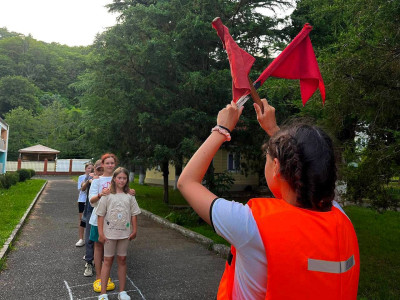 "Здесь вам не тут: один день из жизни тех, кто дружит с рельсами"