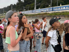 "Это больше, чем традиция": Прощание с морем в ДОЛ "Экспресс"